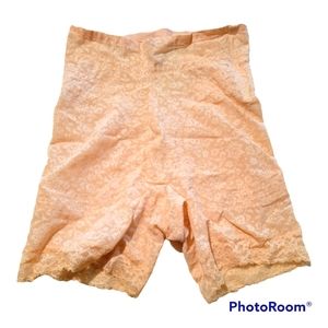Woman's girdle
